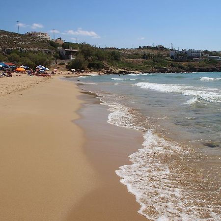 קאלאתאס Naiades Luxury Apartments מראה חיצוני תמונה