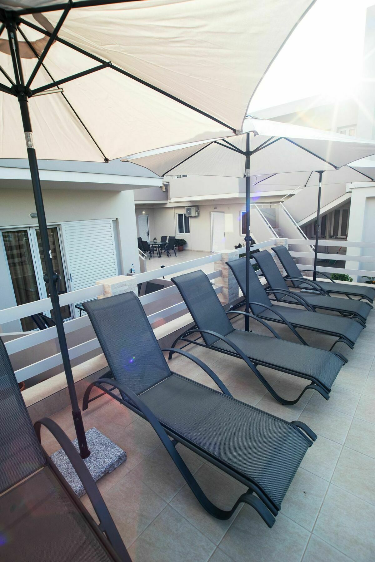 קאלאתאס Naiades Luxury Apartments מראה חיצוני תמונה