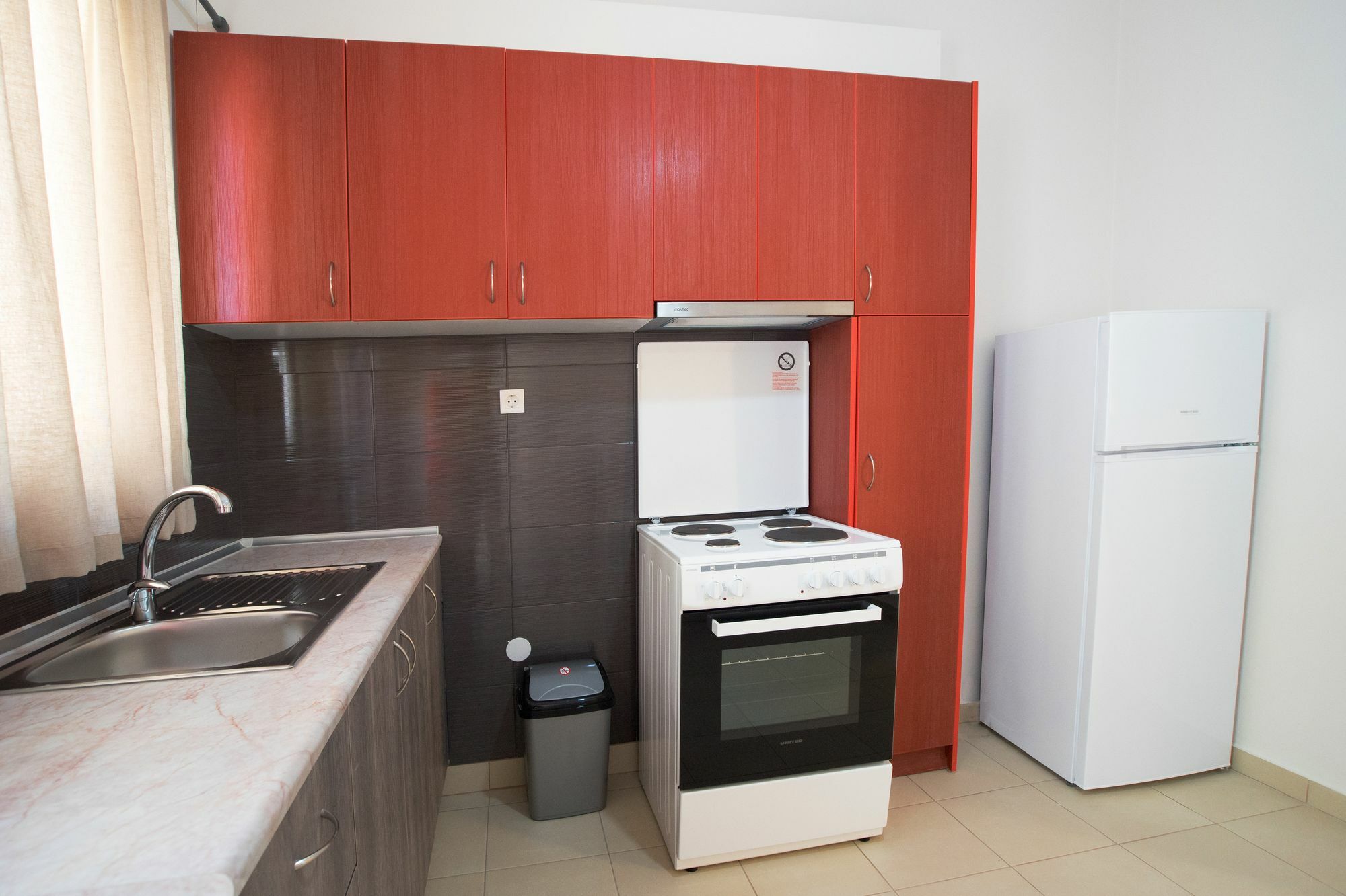 קאלאתאס Naiades Luxury Apartments מראה חיצוני תמונה