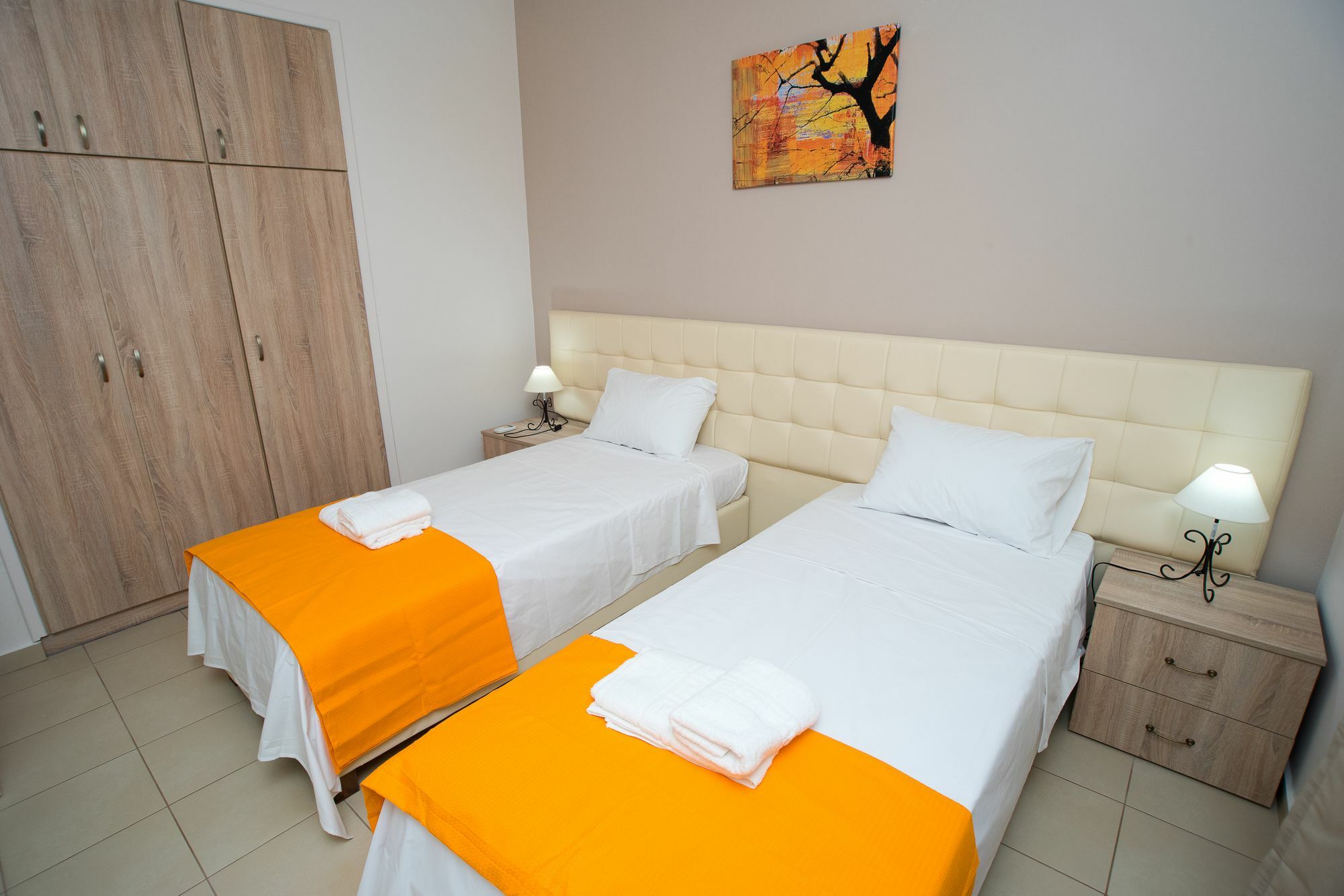 קאלאתאס Naiades Luxury Apartments מראה חיצוני תמונה